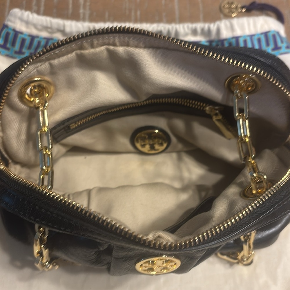 Tory Burch Amanda Pleated Shoulder Bag (also called the Amanda Chain Hobo - Picture 5 of 6